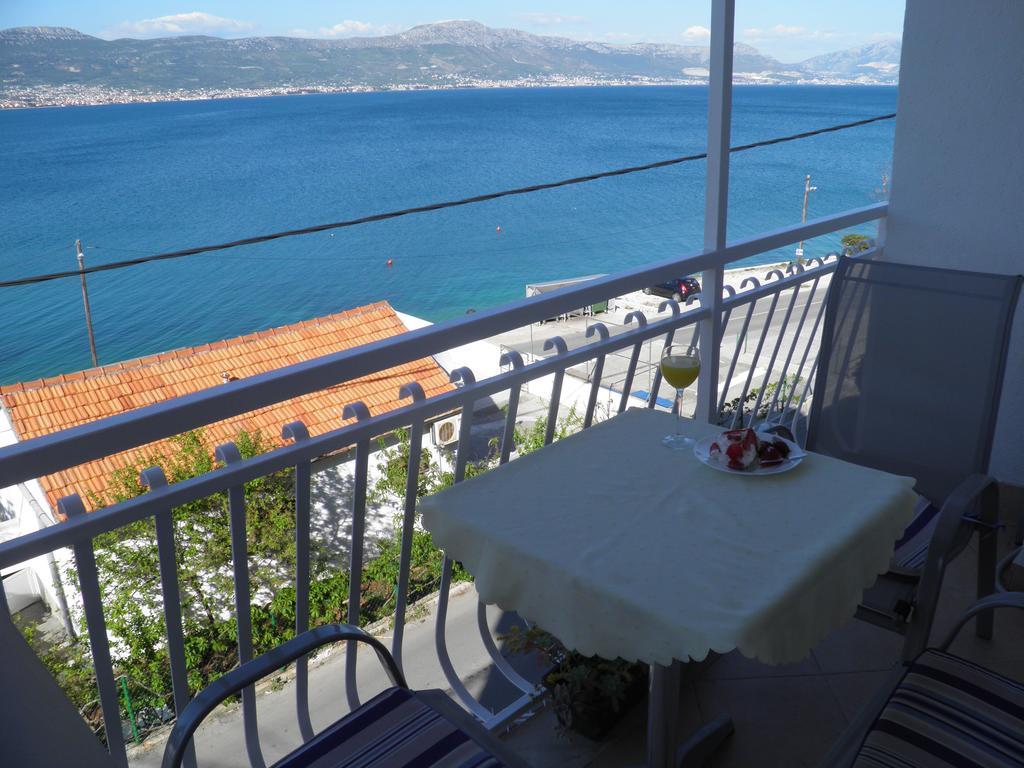 Apartment Adria Trogir Exterior photo