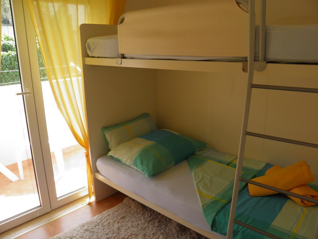 Apartment Adria Trogir Exterior photo